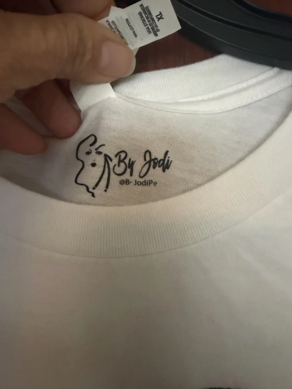 White Graphic Short Sleeve Tee with Black Heart Logo Print - Picture 3 of 3